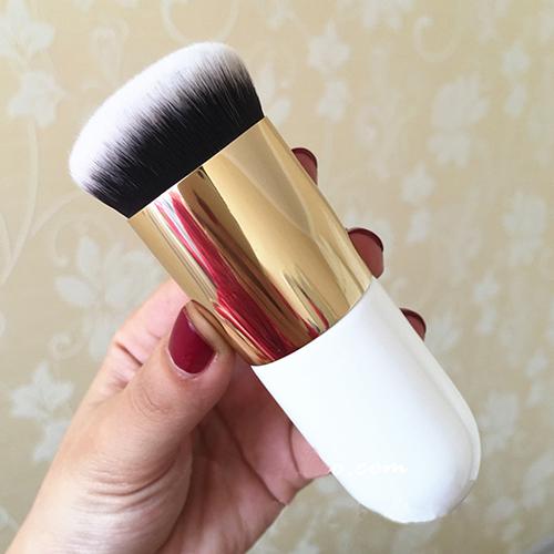 Pro Women Face Blush Powder Foundation Brush Wood Handle Makeup Cosmetic Tool